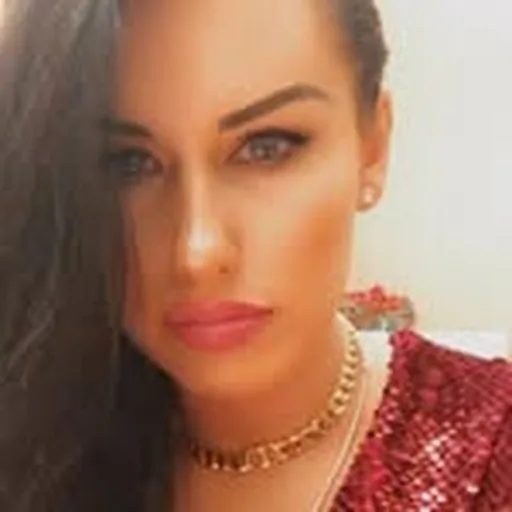 @alysha_aubame profile image