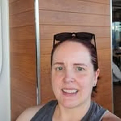 @amanda81.reviews profile image