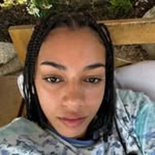 @amiebluu profile image