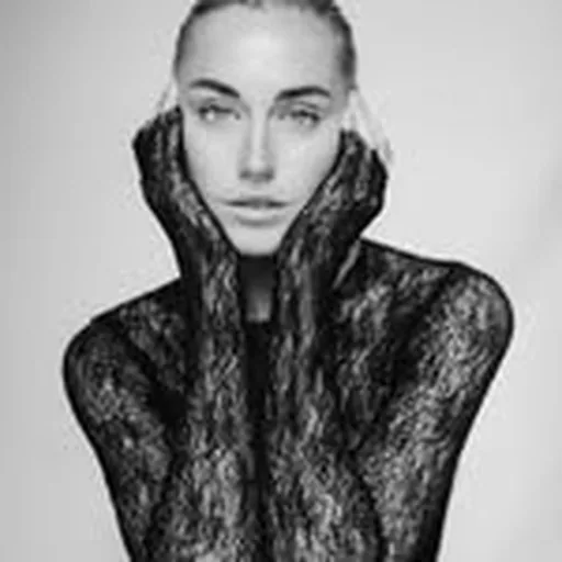 @aminatahoste profile image