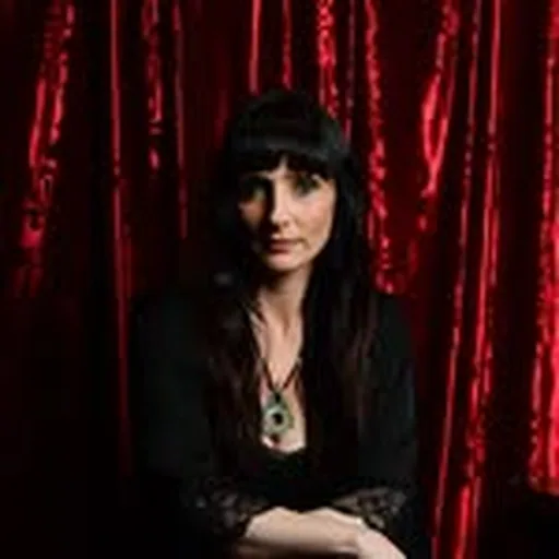 @amyveemusic profile image