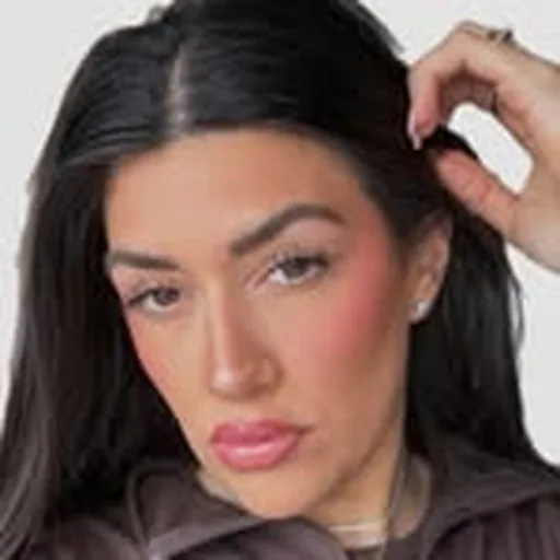 @andreaa.makeup profile image