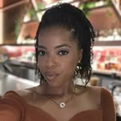 @anisa_sakile profile image