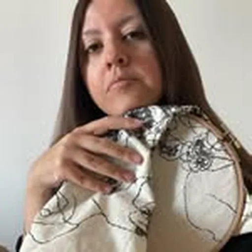 @anna_tsvell profile image