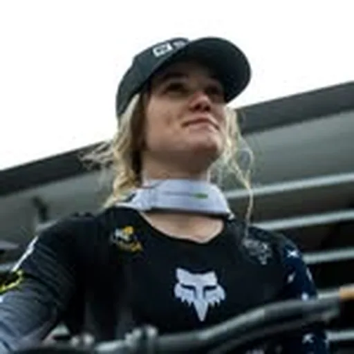 @annanewkirk_ profile image