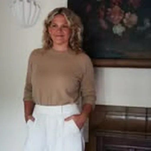 @anne_mcdonald_design profile image