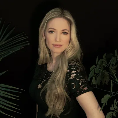 @anniestegg profile image
