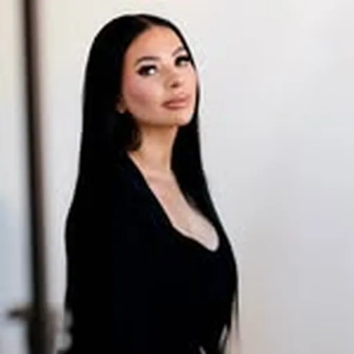 @aprilelisemakeup profile image