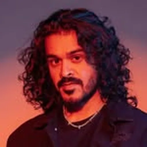 @areublue_ profile image