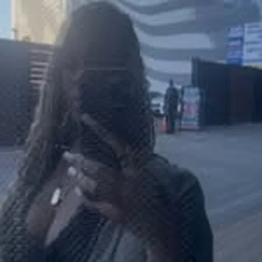 @ari.aum profile image