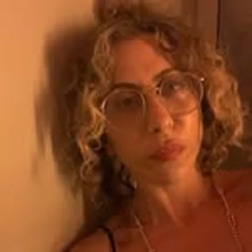 @arianareines profile image