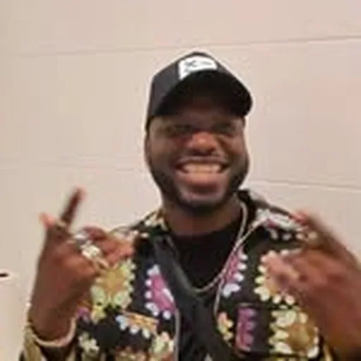 @arieleno_ profile image
