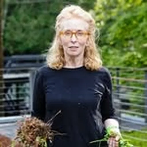 @arleneshechet profile image