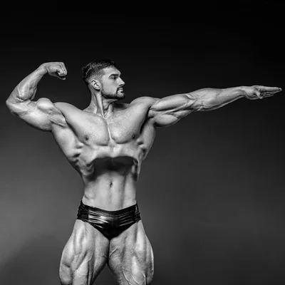 @artem_puchkov_ifbbpro profile image