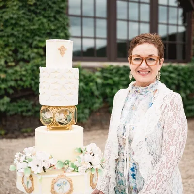 @artsycakesy profile image