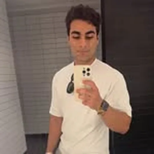 @aryaninthekitchen profile image