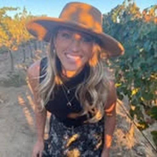 @ashleynicokelly profile image