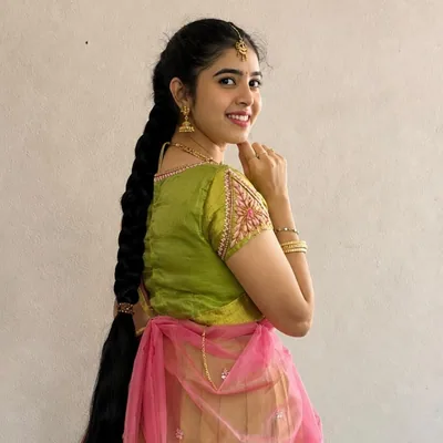 @ashyu_reddy profile image