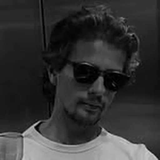 @auev profile image