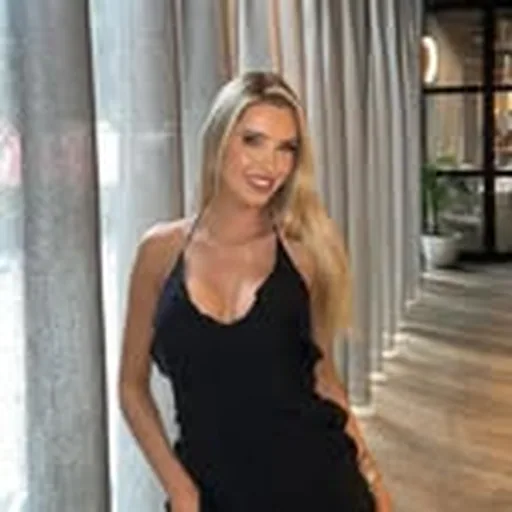 @ayla_cally profile image