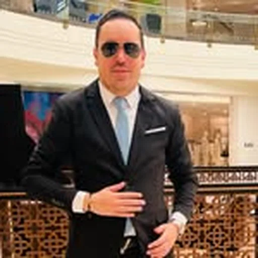 @aziz_alouidxb_ profile image