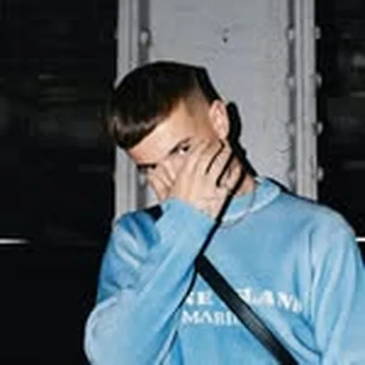 @azyr_music profile image
