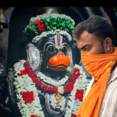 @bajarangi_giri profile image