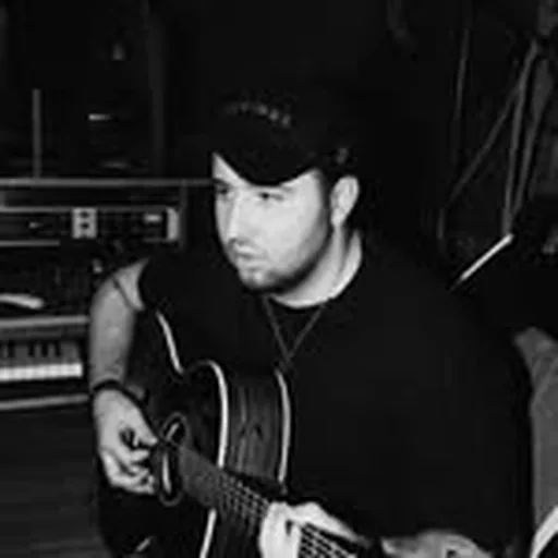 @bastiandatiger profile image