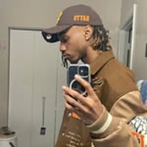@battz_ profile image