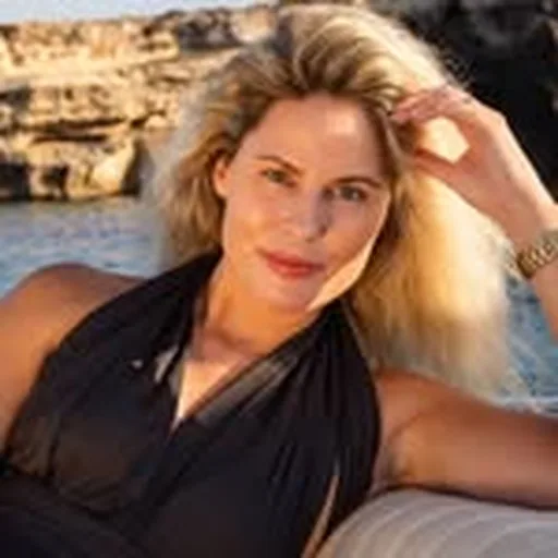 @beautybyfrieda profile image