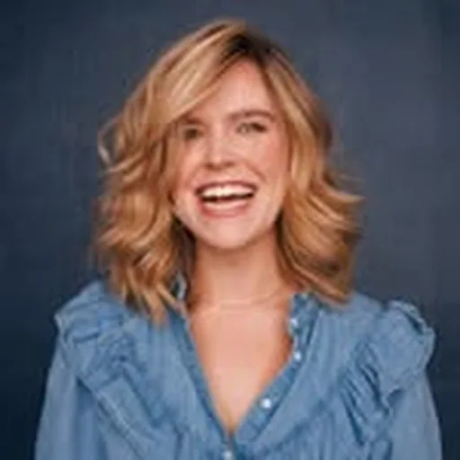 @beccaherries profile image