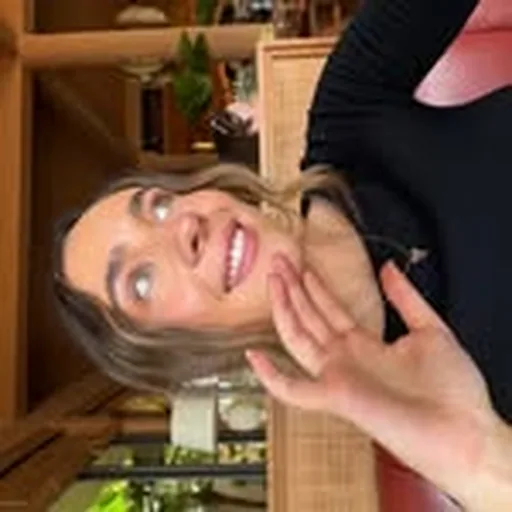 @beccascarletw profile image