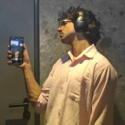 @behavedhruv profile image