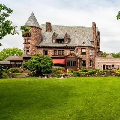 @belhurstcastleandwinery profile image