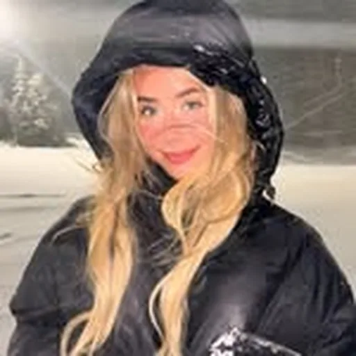 @bellamolony profile image