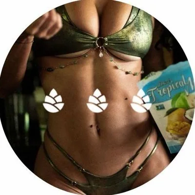 @bellesdespins profile image
