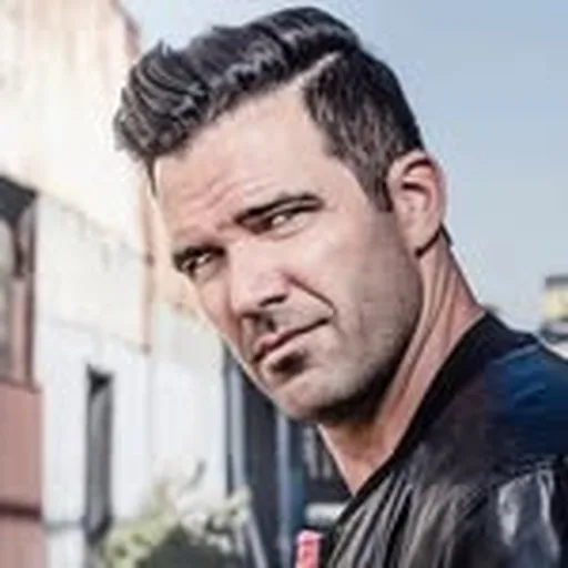 @benjaminayres profile image