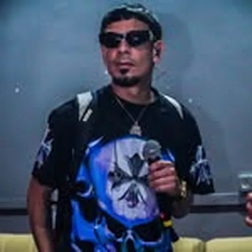 @benji_lhrg profile image