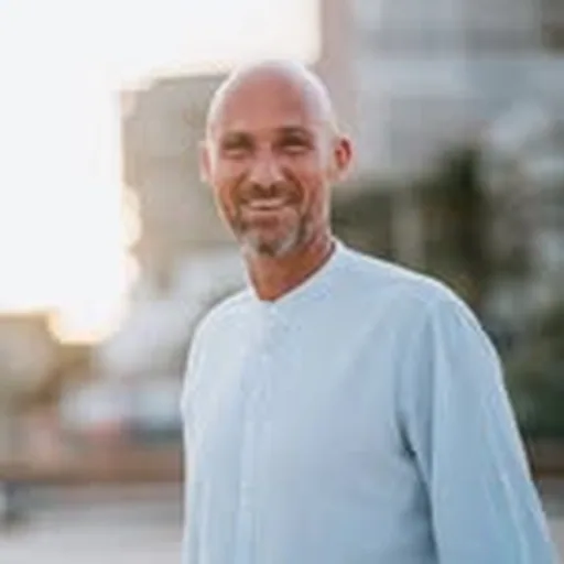 @benlevyphoto profile image