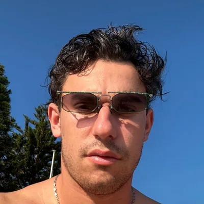 @bennyscarf profile image