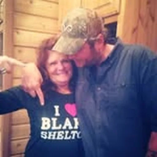 @blakeshelton profile image