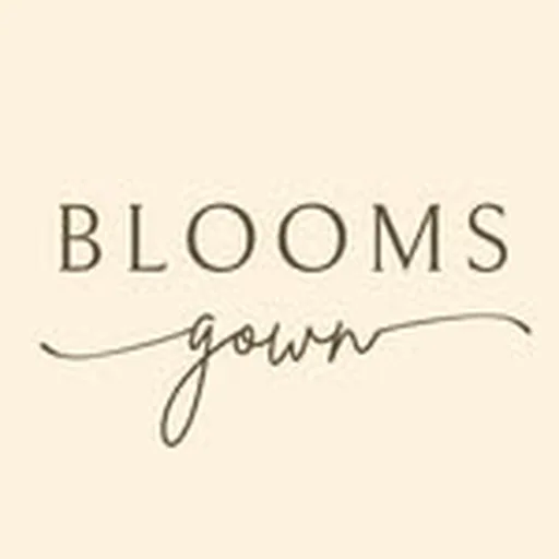 @blooms.gown profile image
