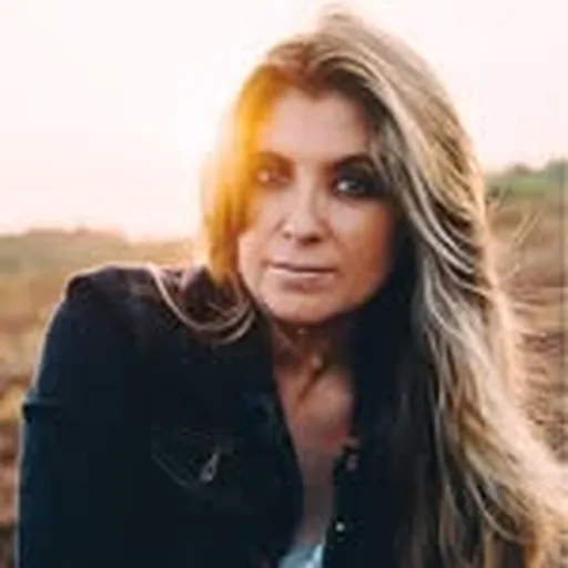@blueamberphoto profile image