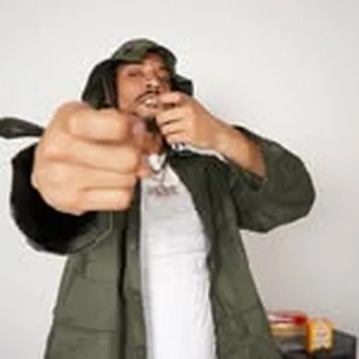 @borderbuck_ profile image