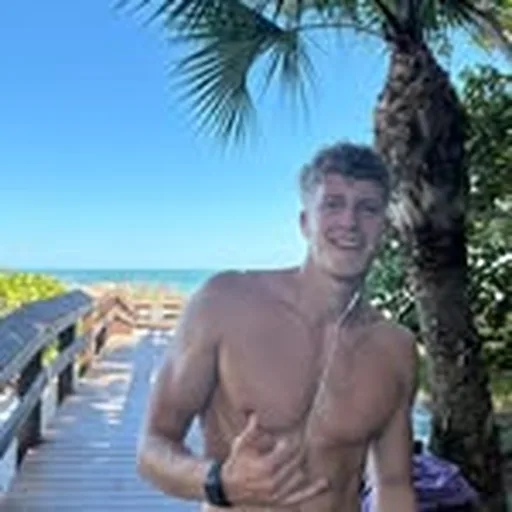 @bradydoeslife profile image