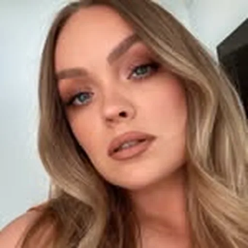 @briannafoxmakeup profile image