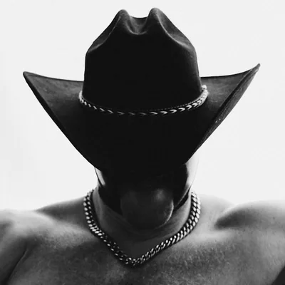 @bronson.extra profile image