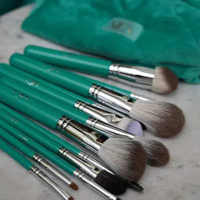 @brushesglam profile image