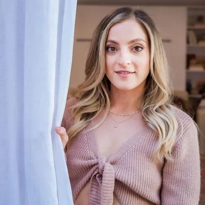 @brynnmoves profile image
