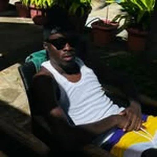 @byron_ke profile image